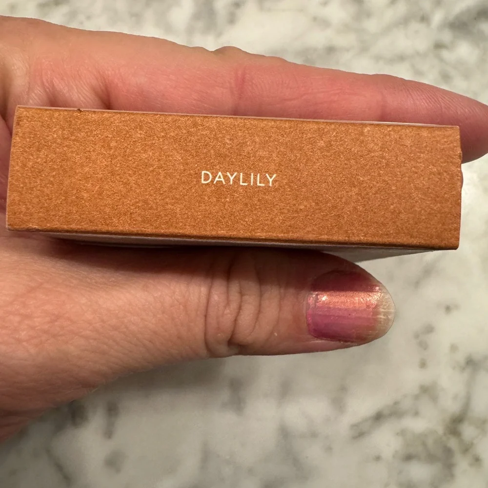 Rose Inc Blush Divine Lip & Cheek Color in Day Lily ⭐️3 for $20⭐️